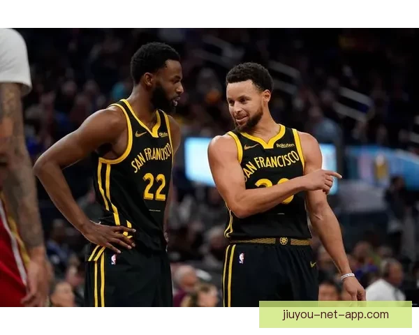 勇士下赛季或换帅库里盼科尔续约助教已默认为中心调整